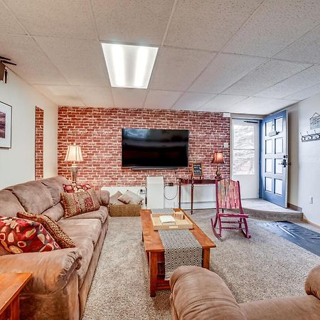 Cozy Apartment Less Than 4 Miles To Downtown Anchorage! Exterior photo